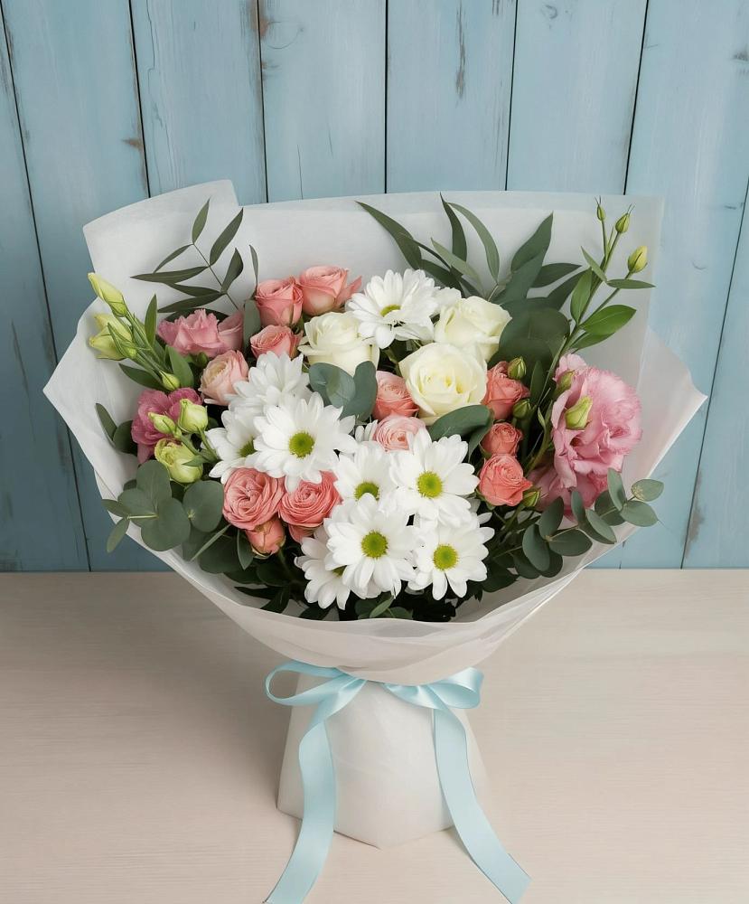 Букет цветов из: Розы, Лизиантусы и Хризантемы в Сосновке