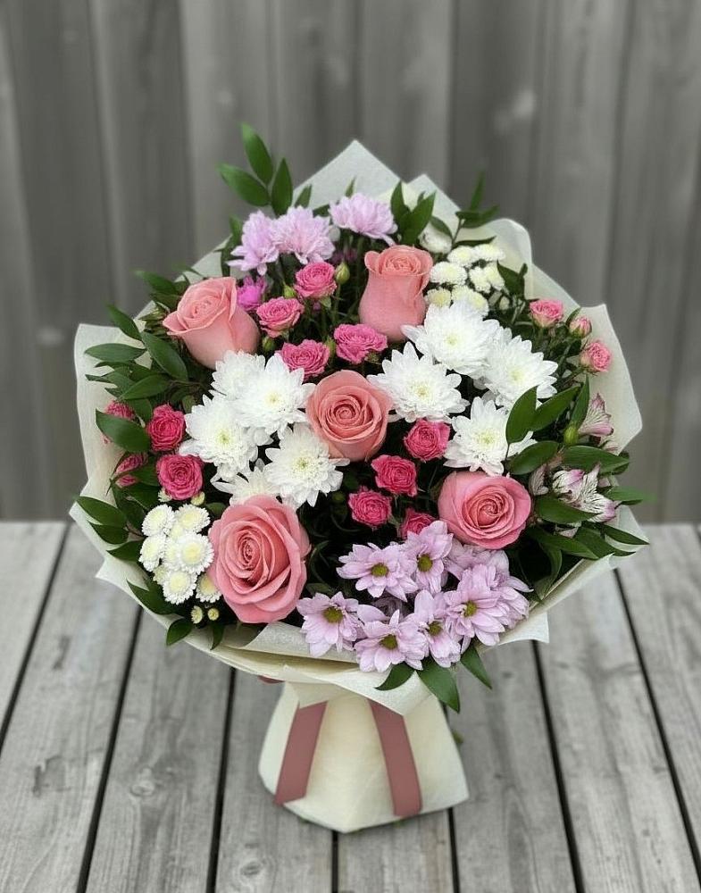 Букет цветов из: Альстромерии, Гвоздики, Розы и Хризантемы в Сосновке