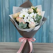 Букет цветов из:  Хризантемы и Розы в Сосновке
