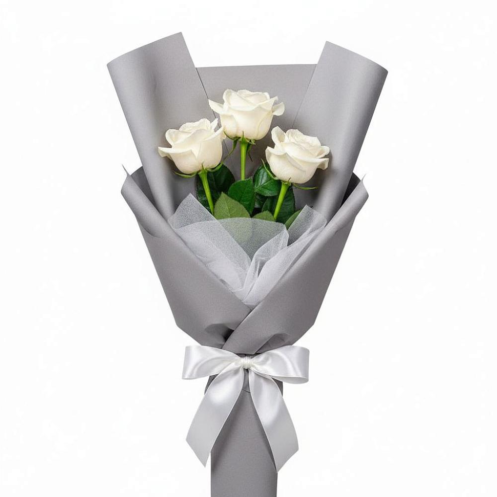 Букет 3 белые розы в Сосновке